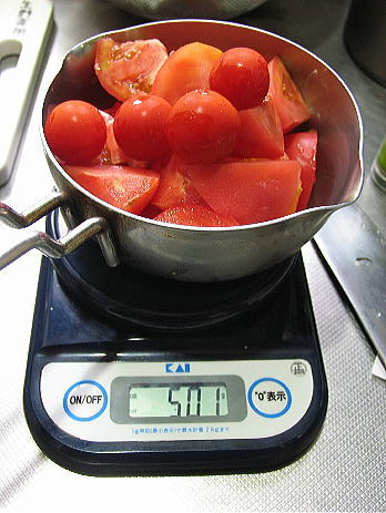 tomato01.jpg